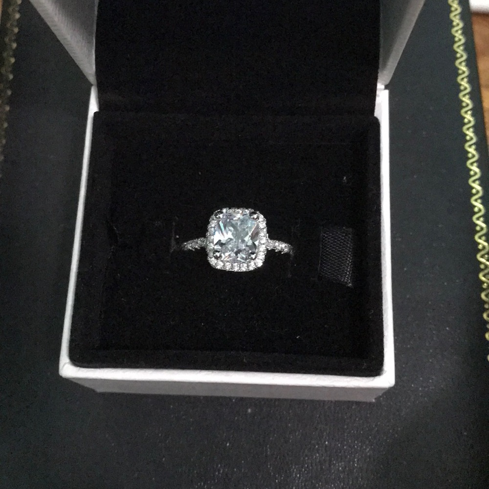 Pandora Ring